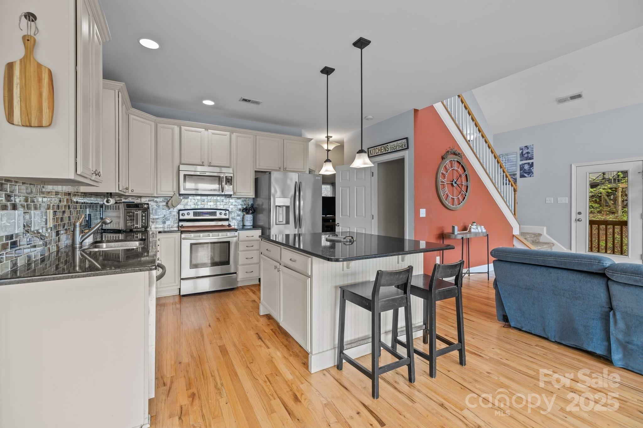 Tega Cay - Residential