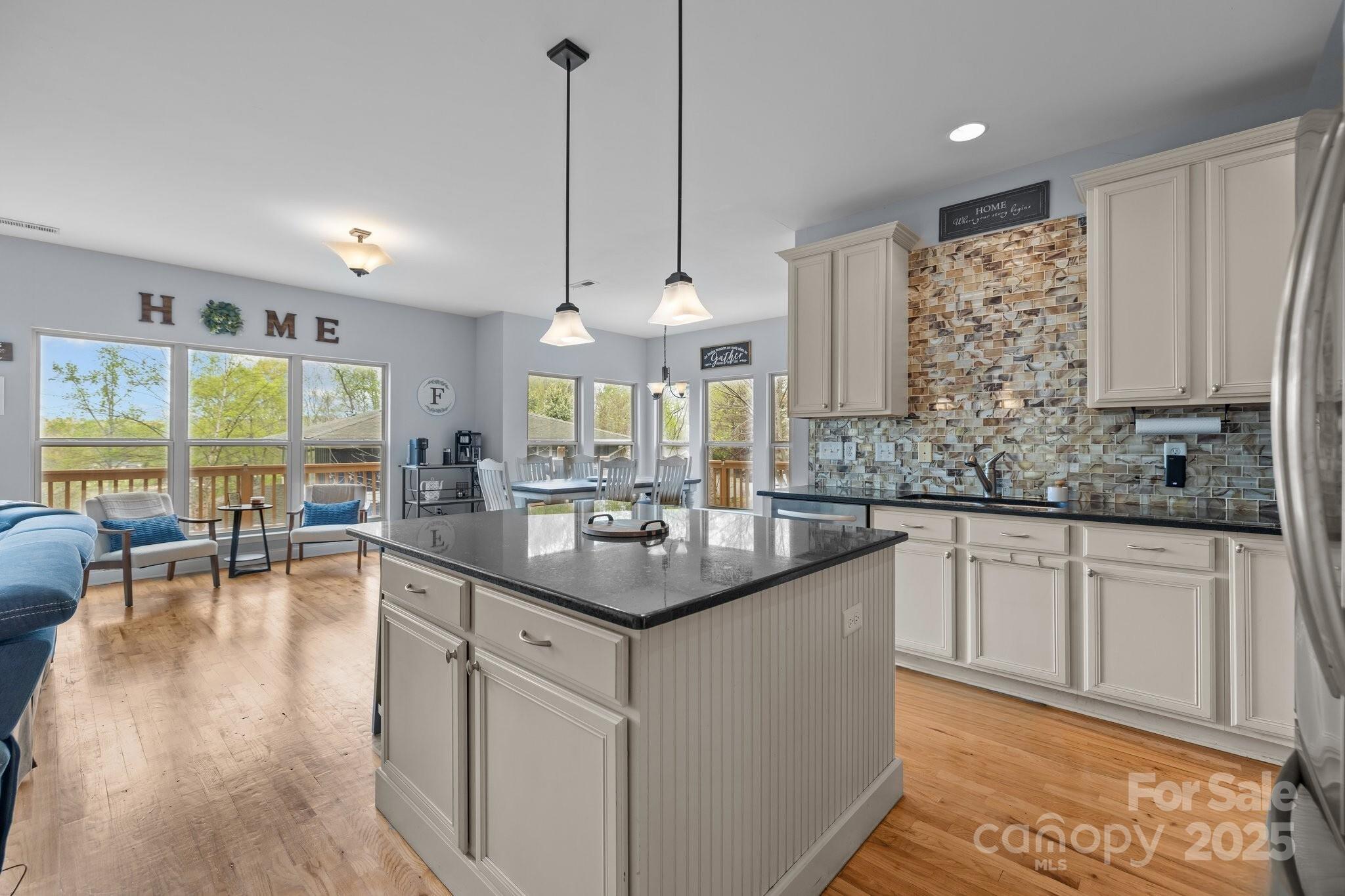 Tega Cay - Residential
