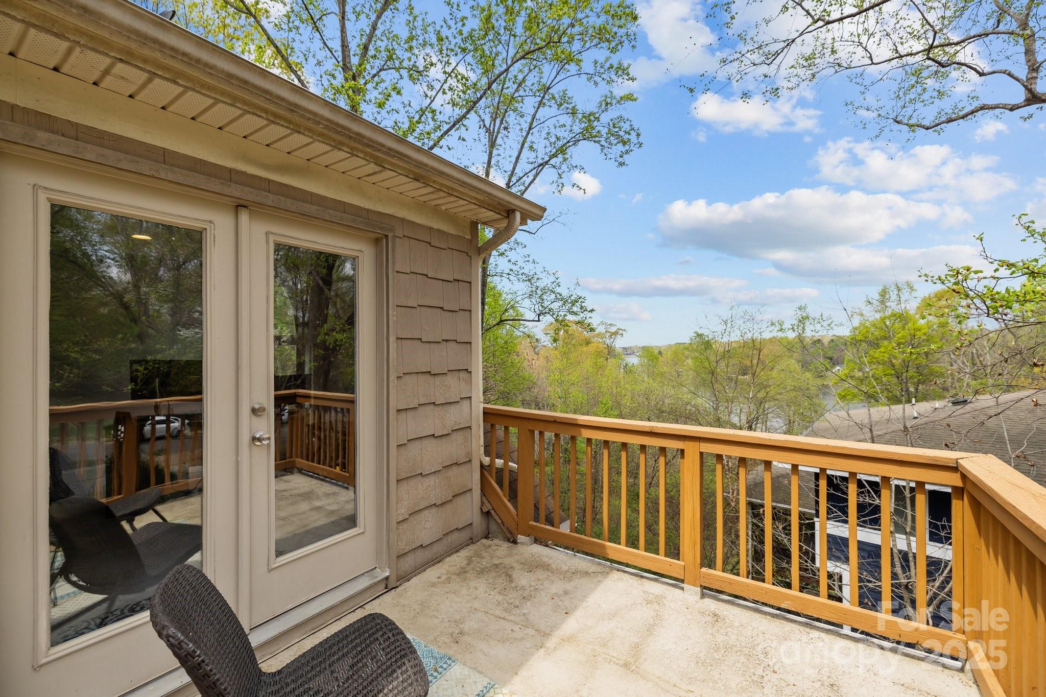 Tega Cay - Residential