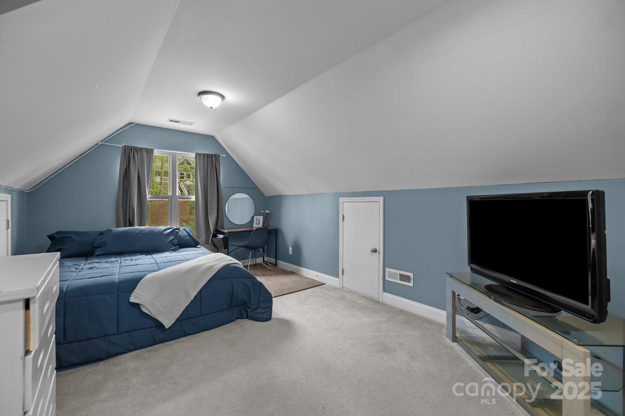 Tega Cay - Residential