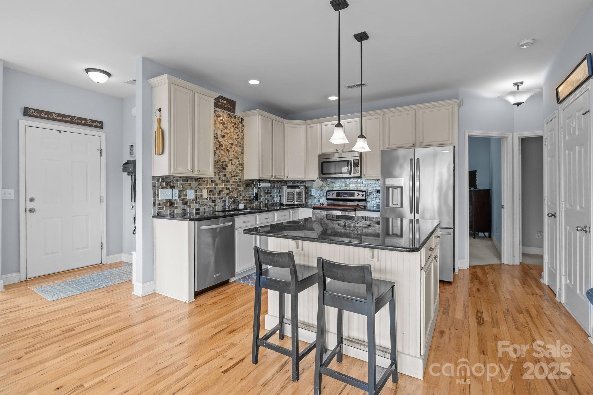 Tega Cay - Residential