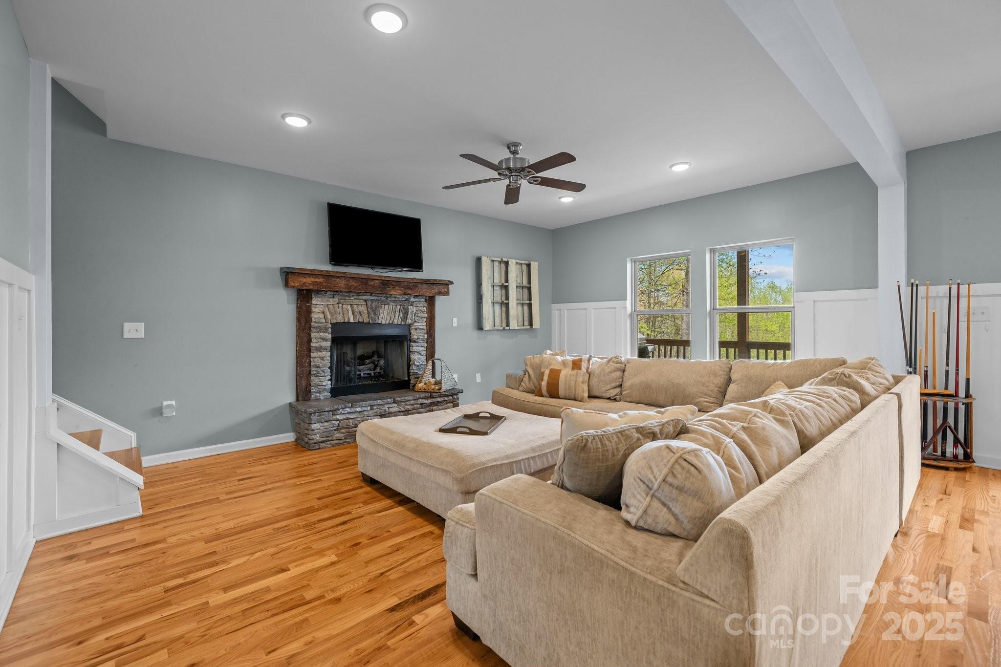 Tega Cay - Residential