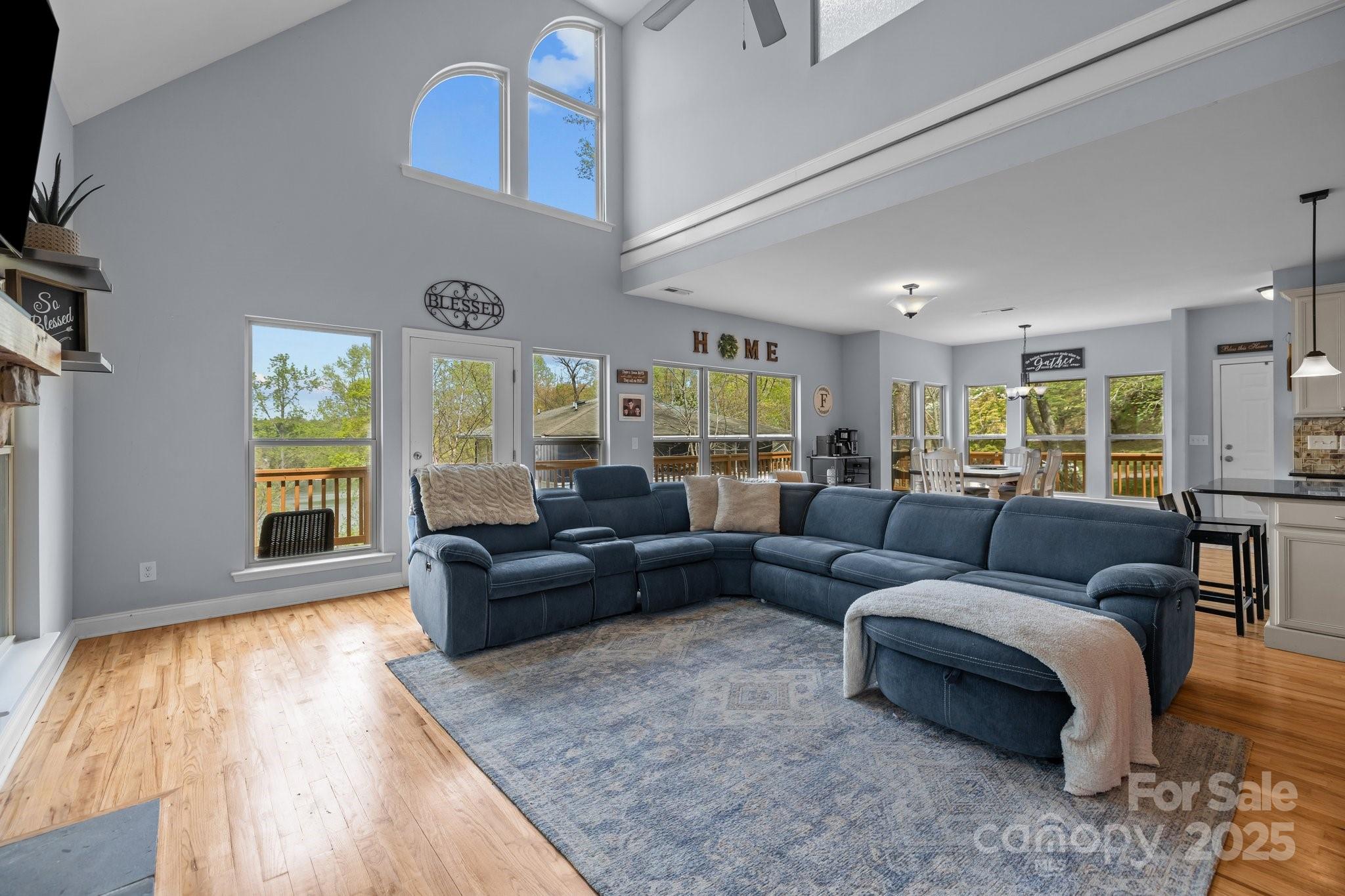 Tega Cay - Residential