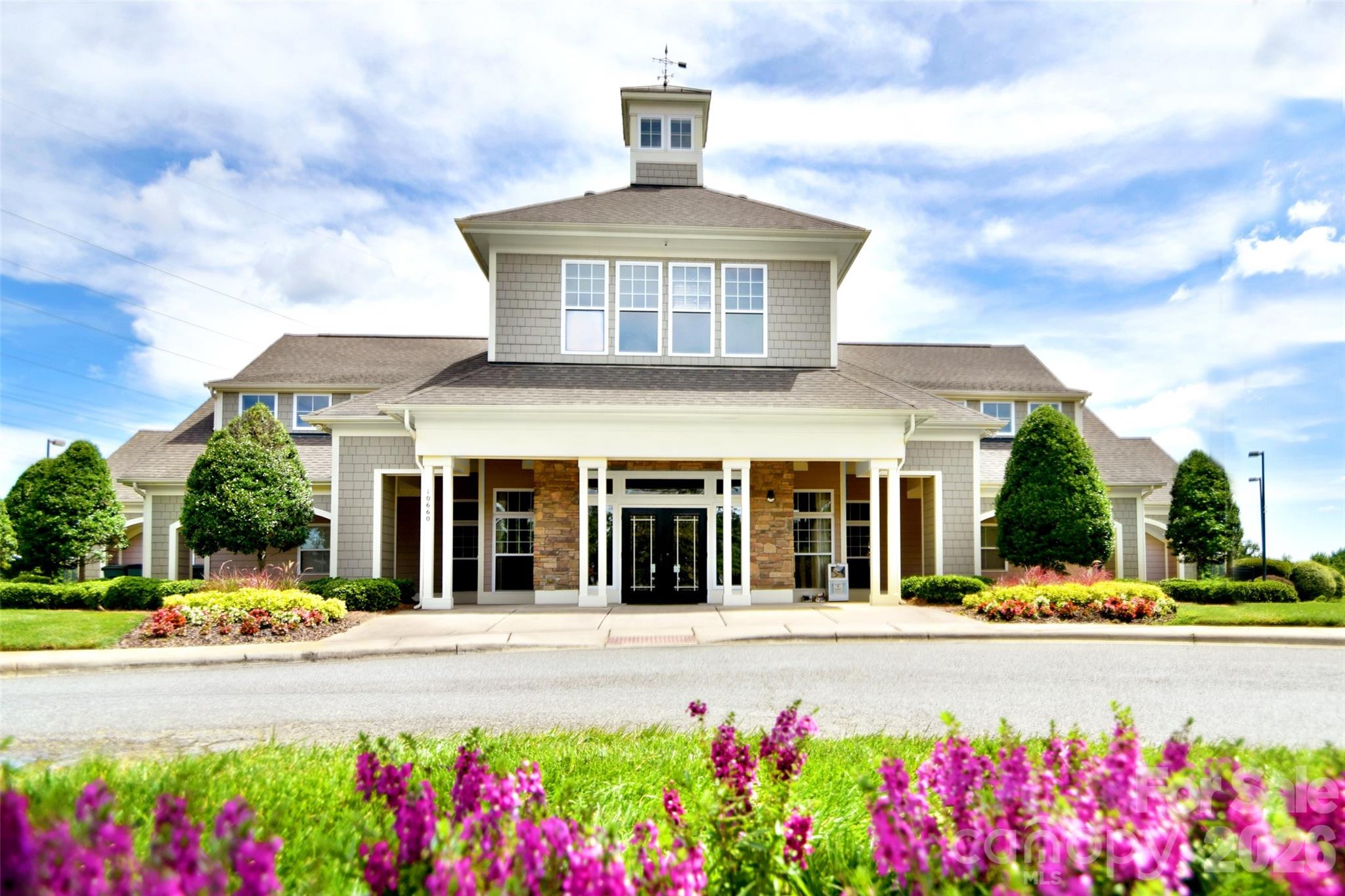 Winding Walk - Residential