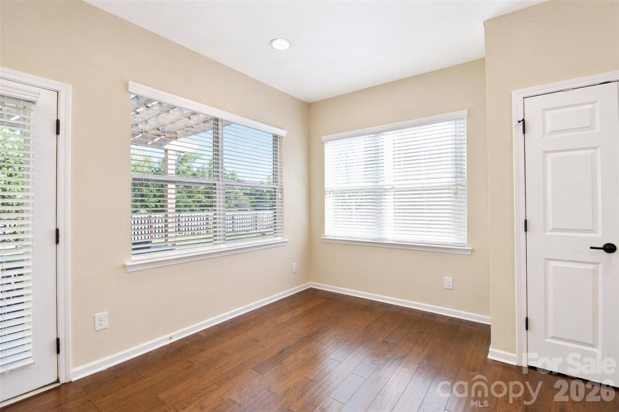 Winding Walk - Residential