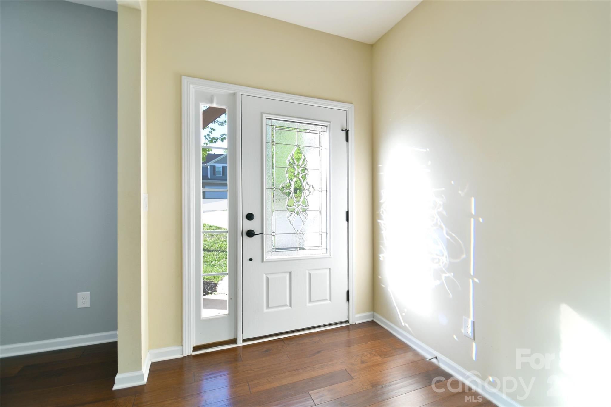 Winding Walk - Residential