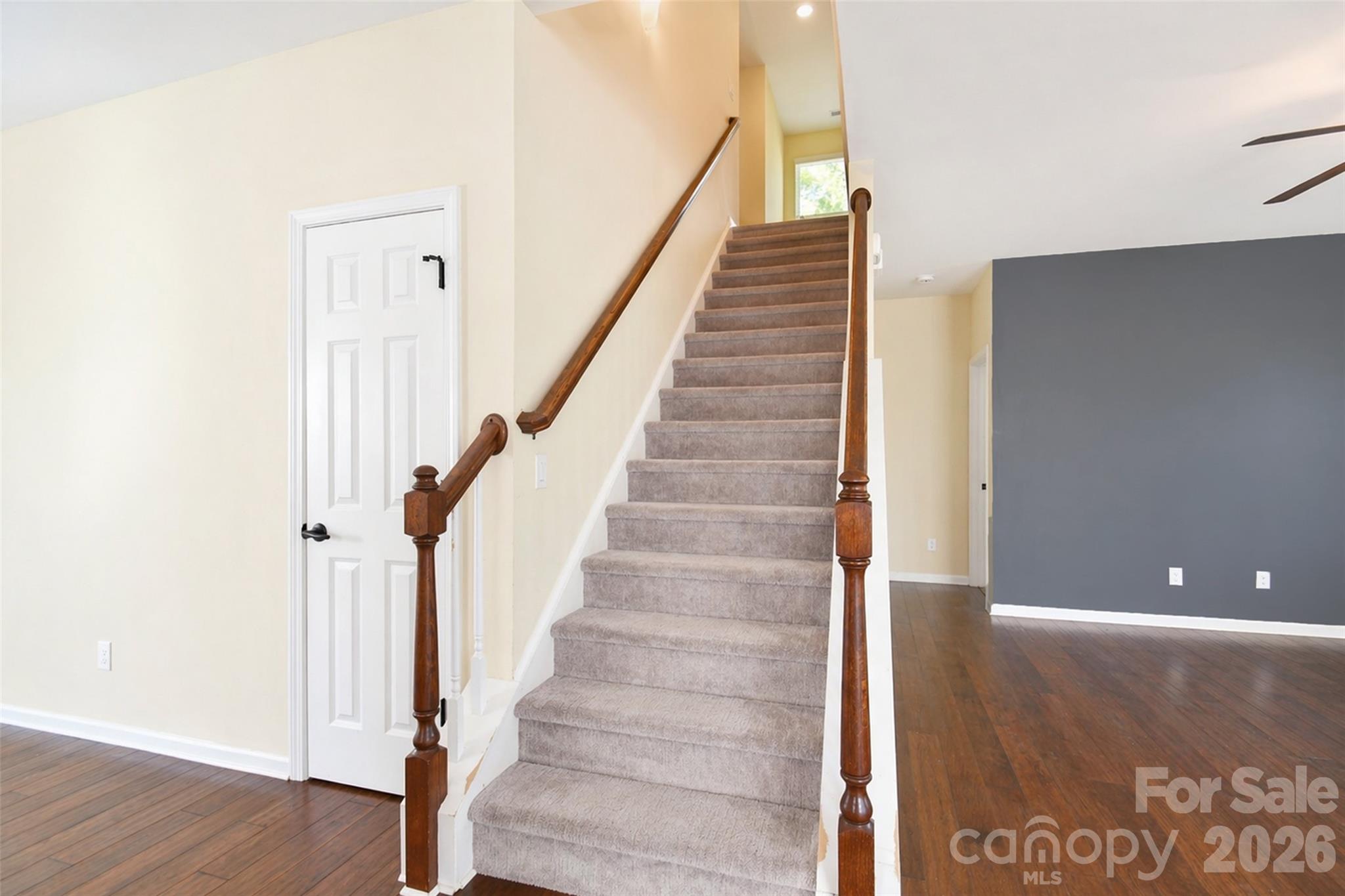 Winding Walk - Residential