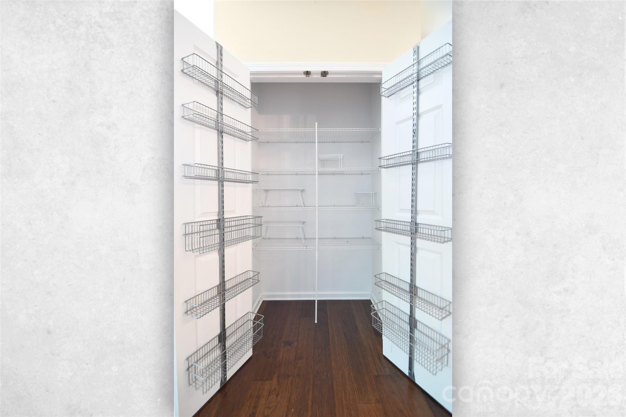 Winding Walk - Residential