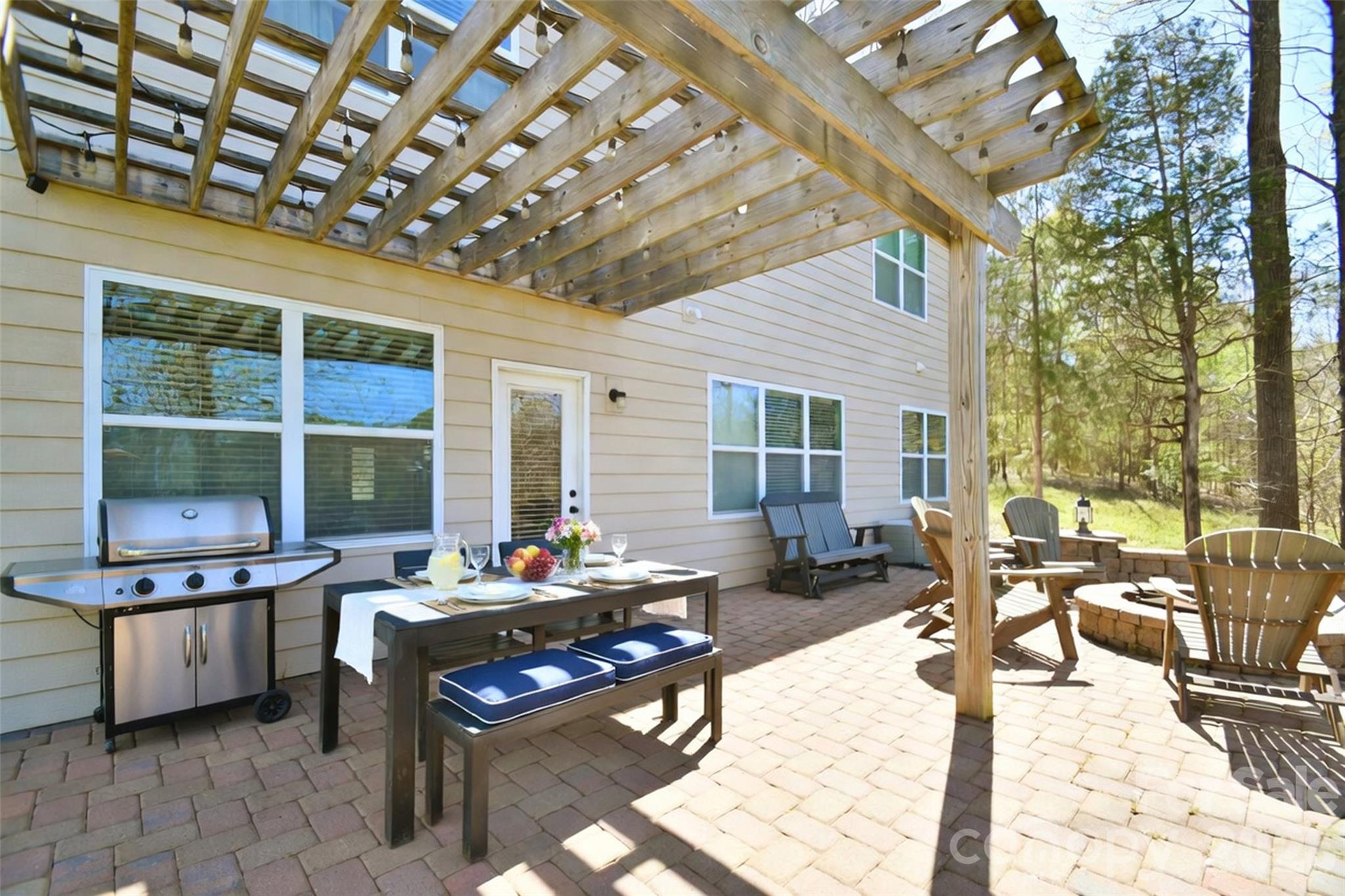 440 Sweet Shrub Court NW