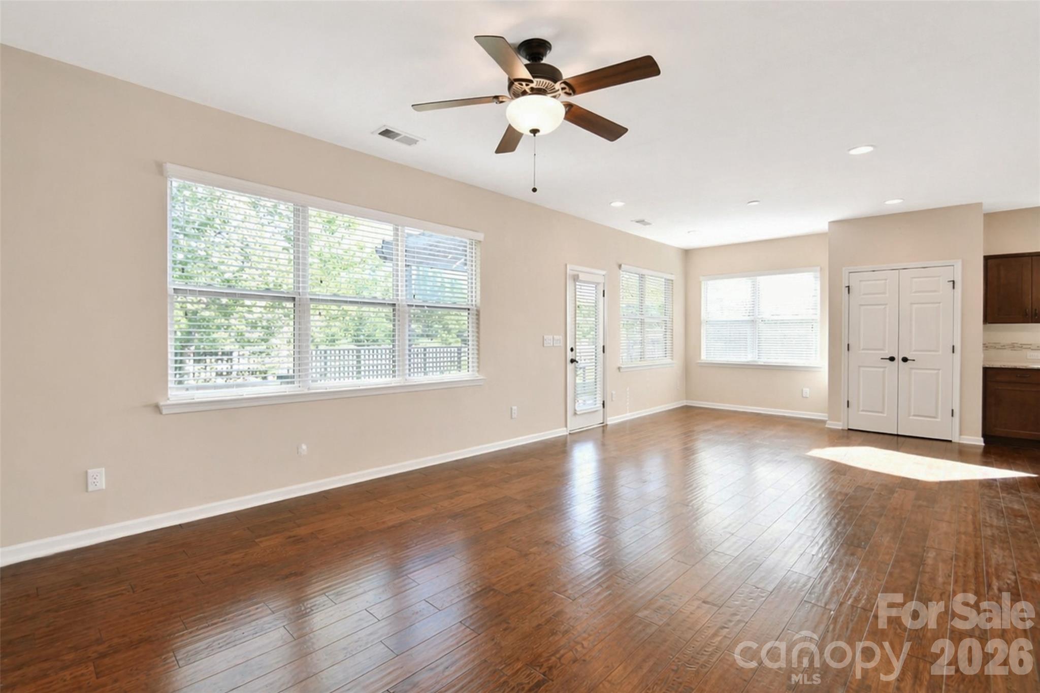 Winding Walk - Residential