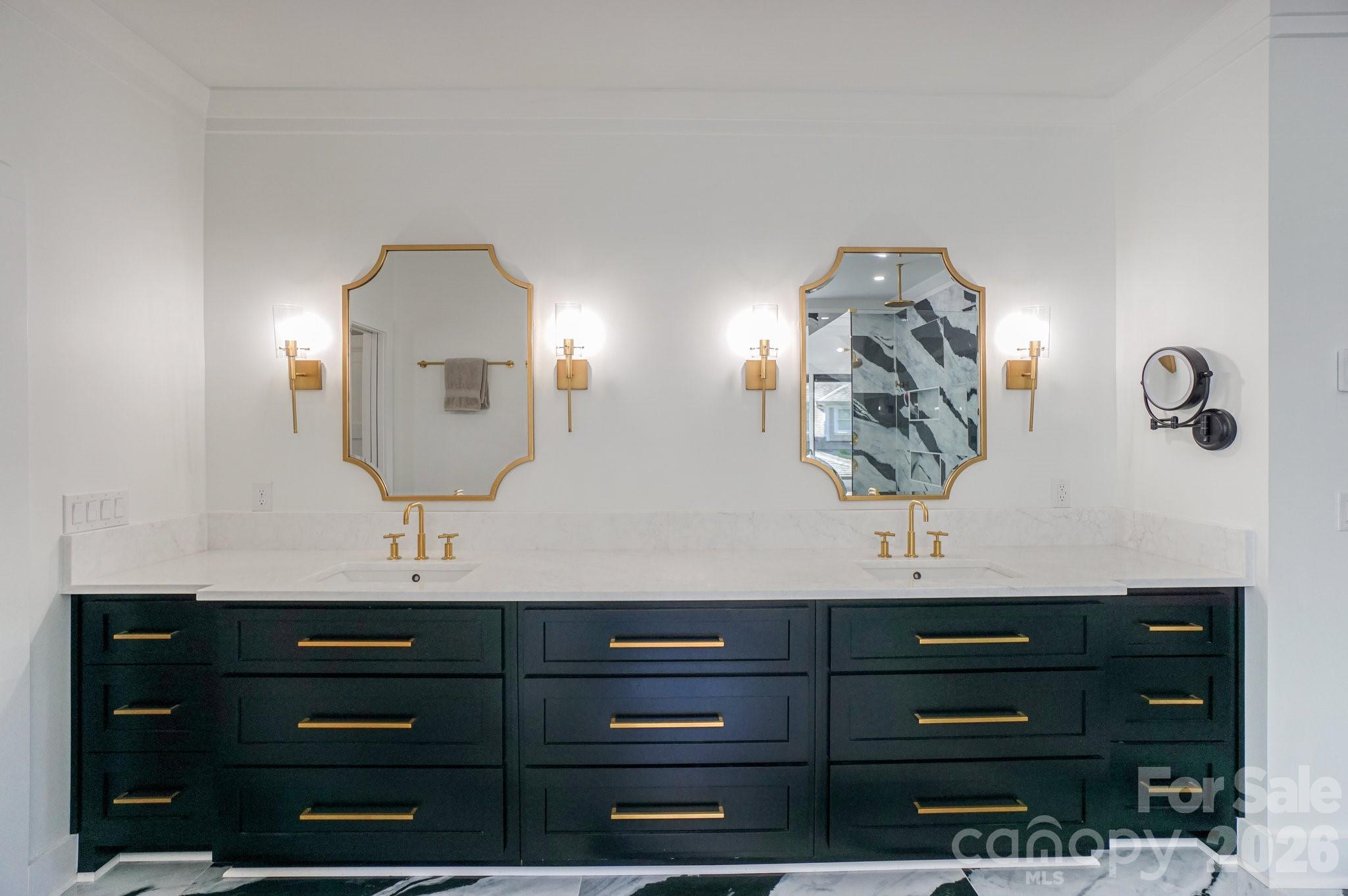 Pinnacle Shores - Residential