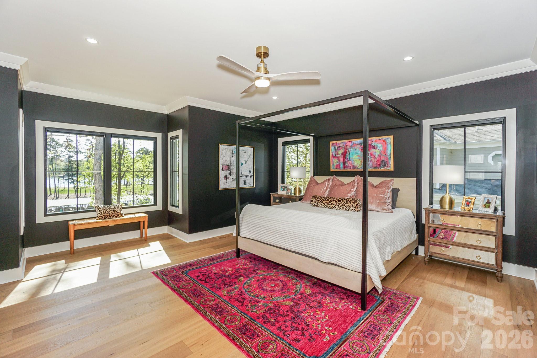 Pinnacle Shores - Residential