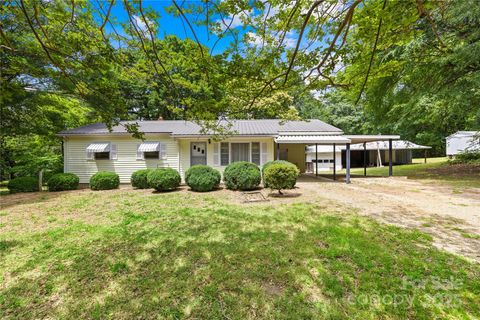 208 Lipe Road Troutman NC 28166