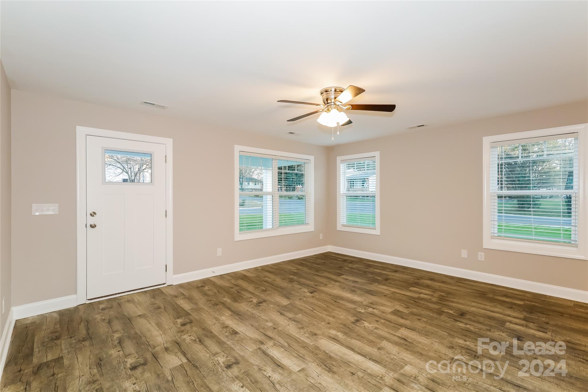 Hidden Valley - Residential Lease