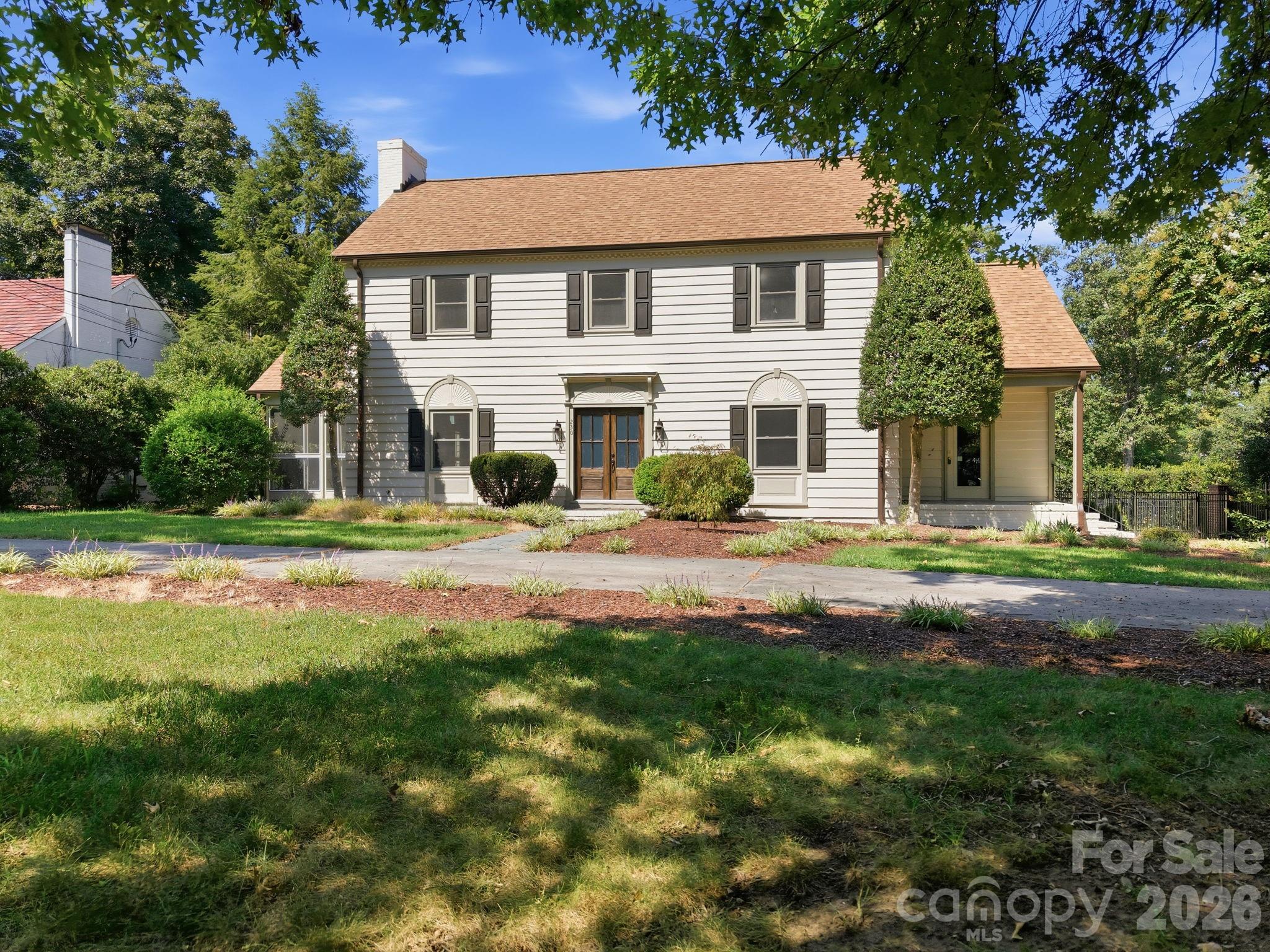 230 Confederate Avenue