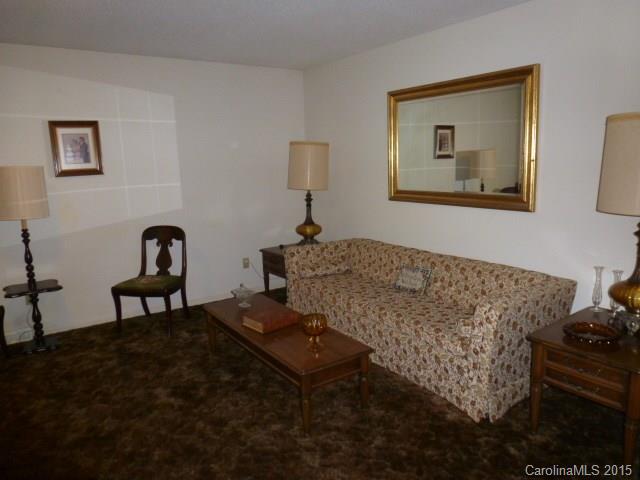 Forest Hills - Residential