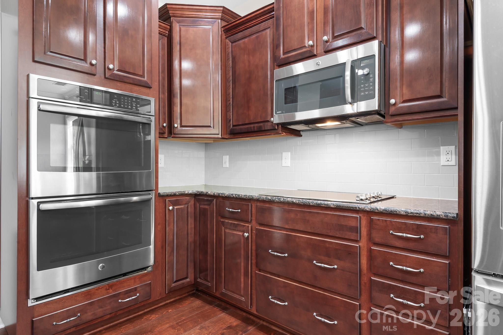 Baileys Glen - Residential