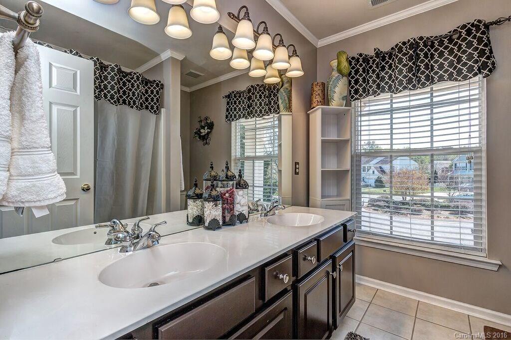 Rocky River Crossing - Residential