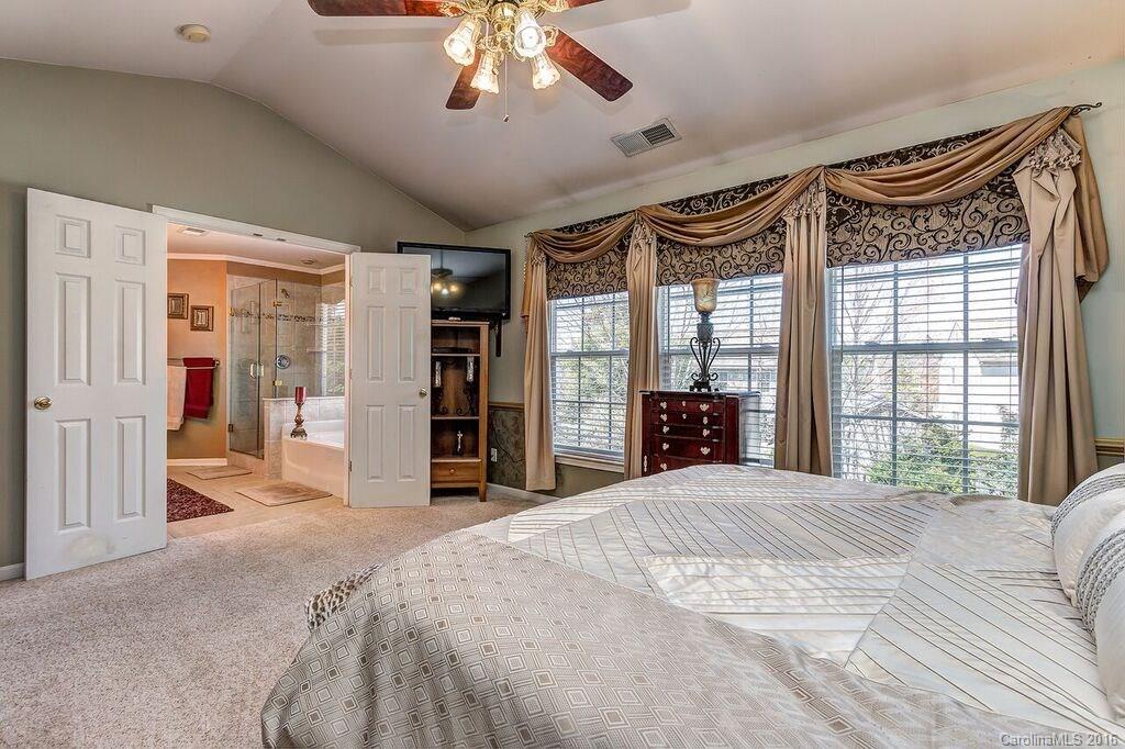 Rocky River Crossing - Residential