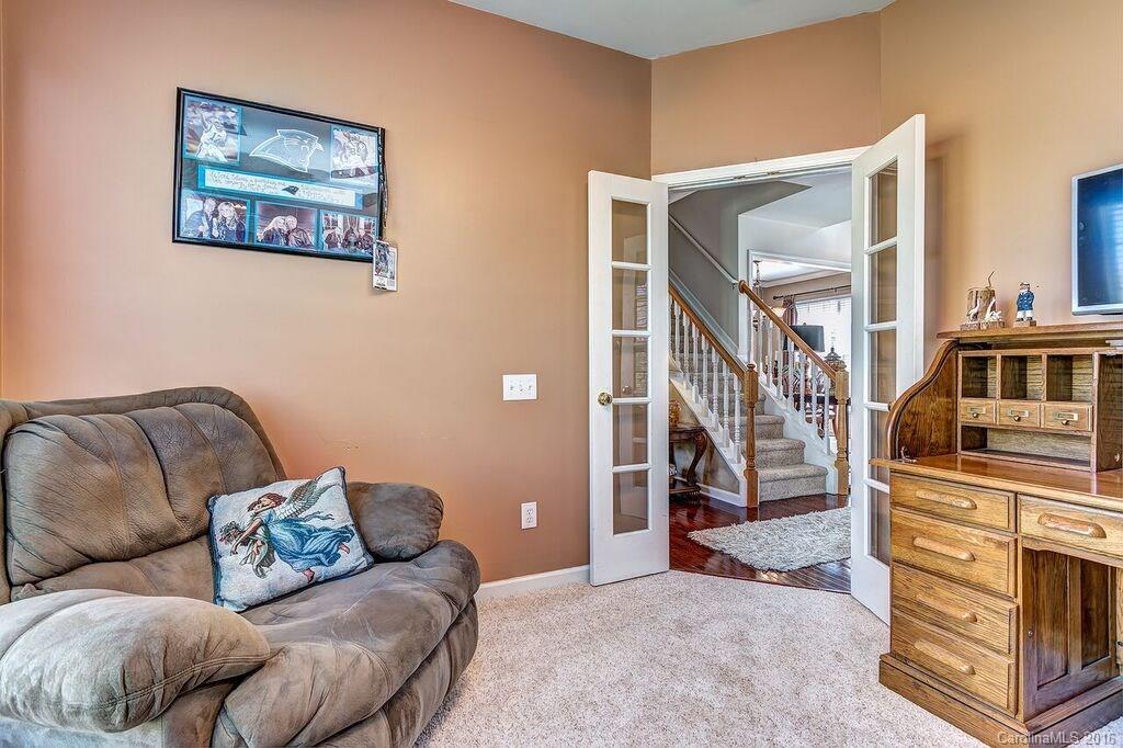 Rocky River Crossing - Residential