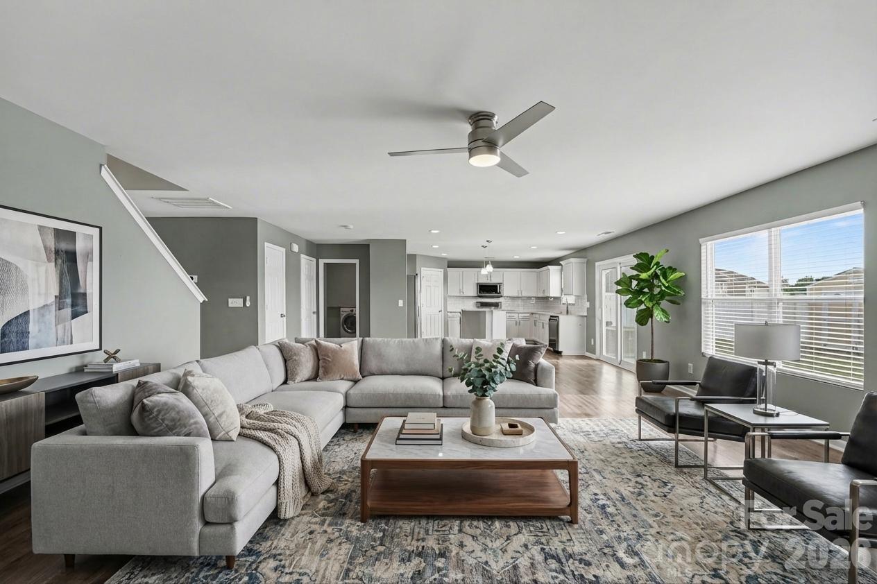 1016 Sweetgum Street