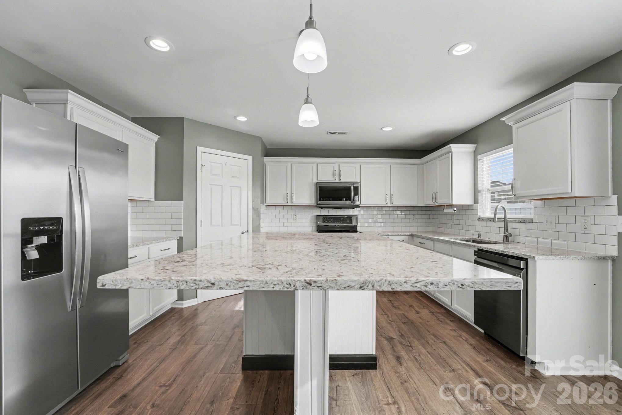 1016 Sweetgum Street