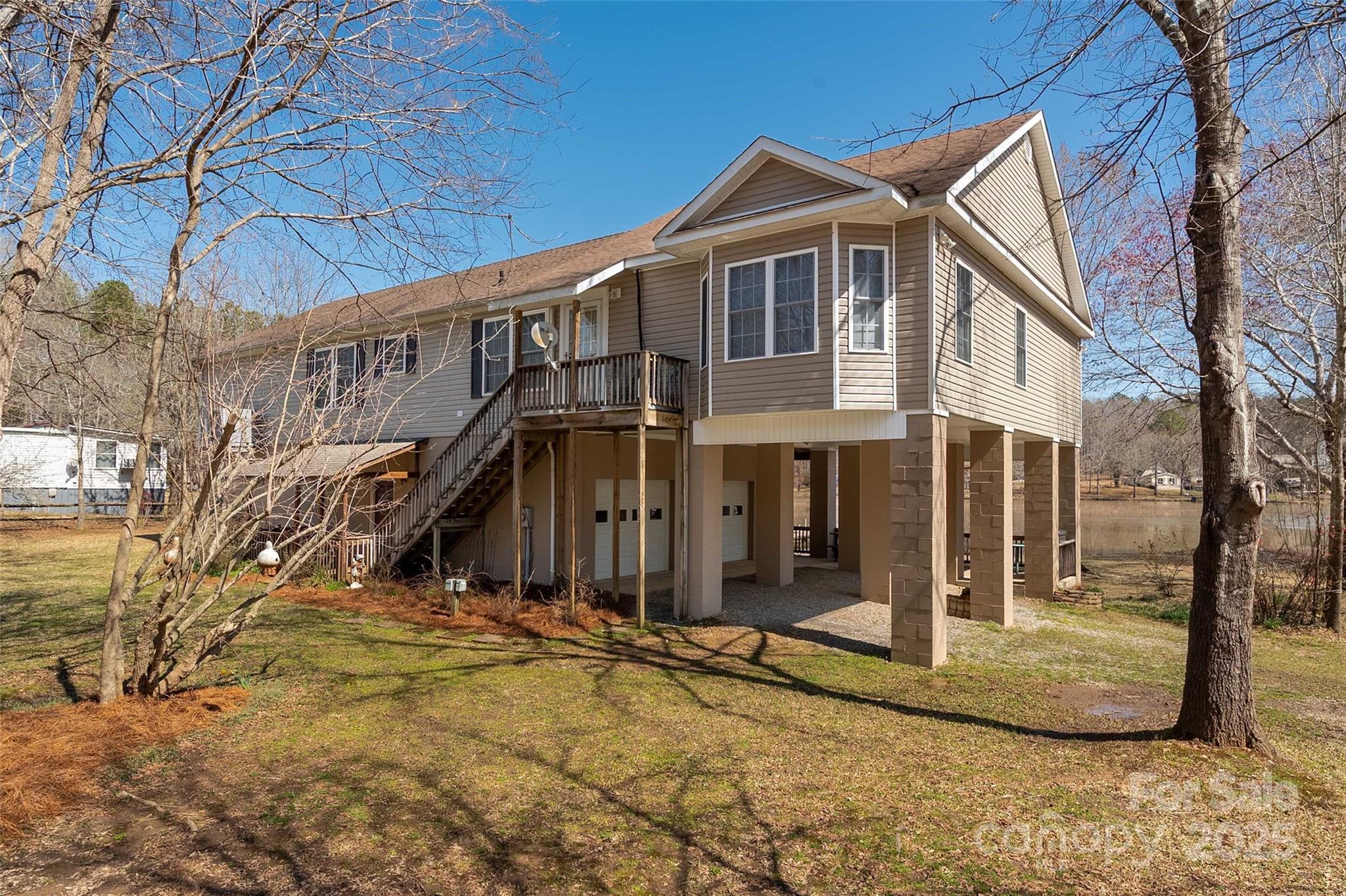 2504 Cottage Lane