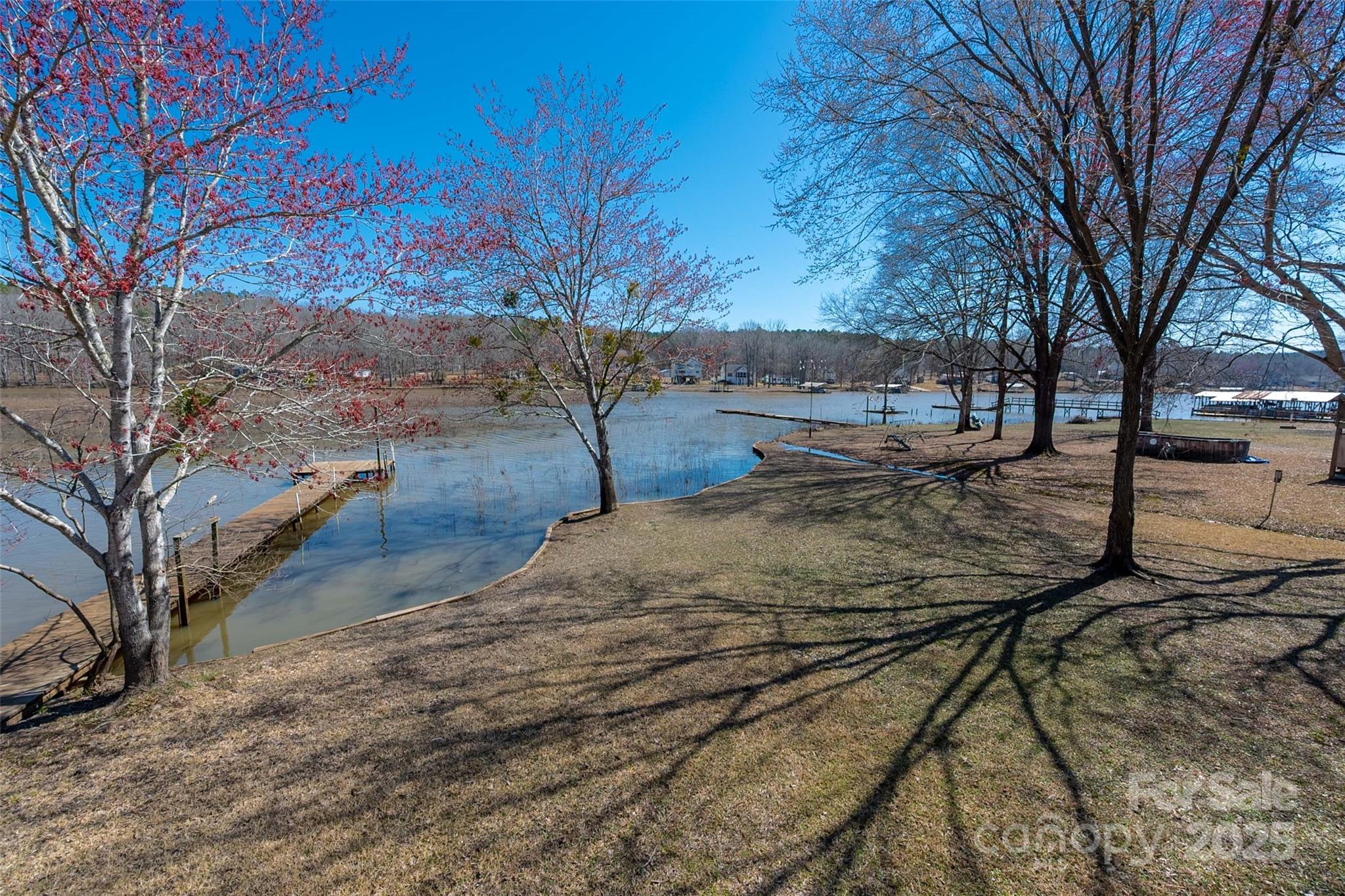 2504 Cottage Lane
