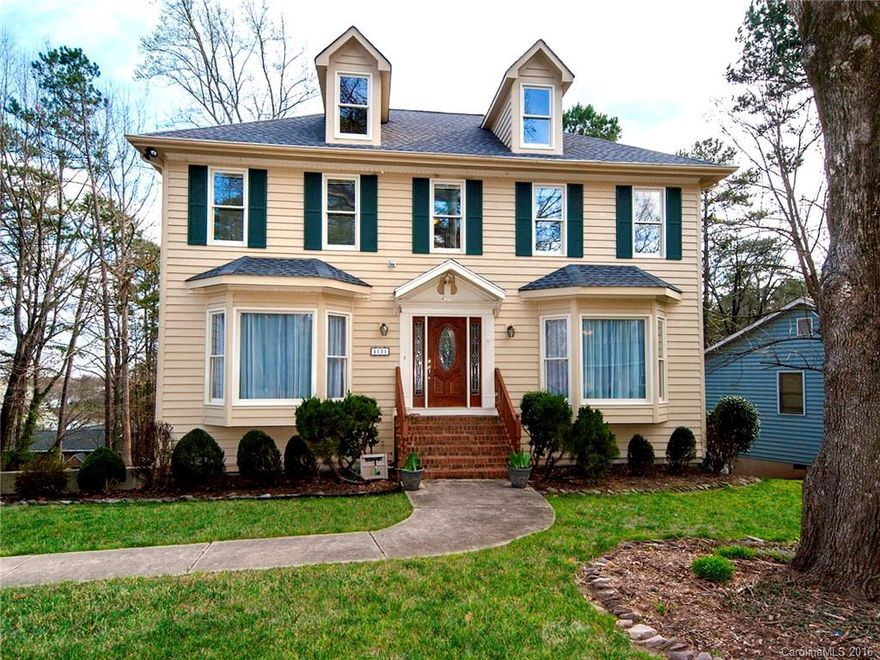 Well maintained, seasonal water view home w/ large eat in kitchen, formal dining room,site- finished hardwood floors, family rm w/ fireplace, formal living rm/office & basement bonus rm or 4th BR! Awesome master bath w/ free- standing soaking tub, beautiful tile shower & gorgeous view! Enjoy the private wooded/ seasonal WV from the large covered deck. Move in & enjoy the Tega Cay lifestyle! Abundant recreational amenities including 27 holes golf, tennis, walking trails & waterfront parks. No HOA