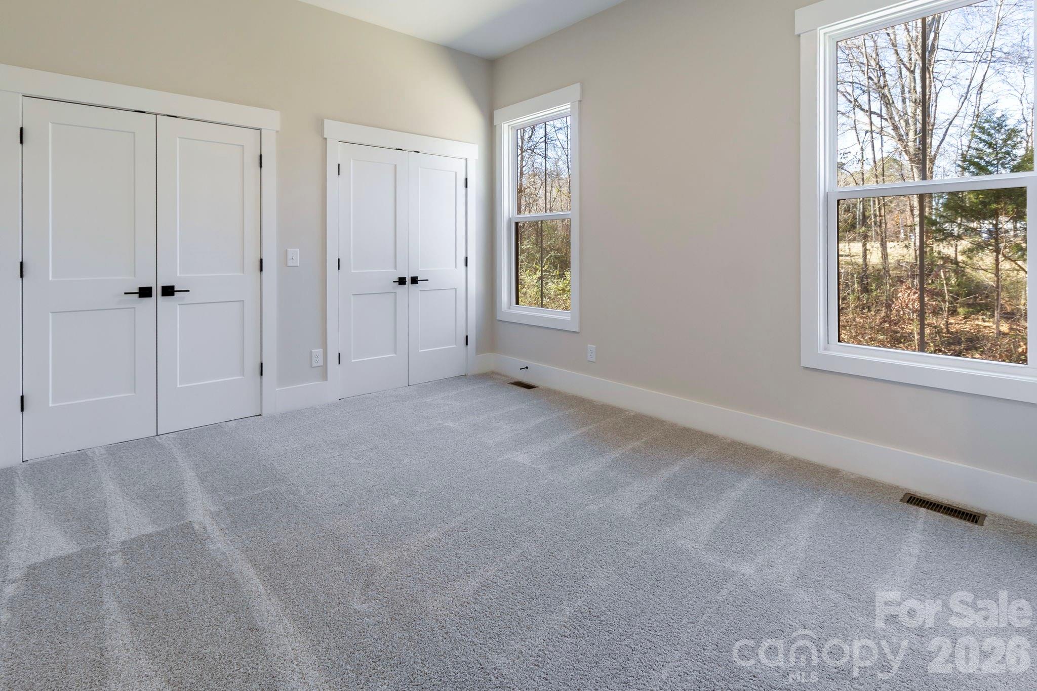 Royal Pines - Residential