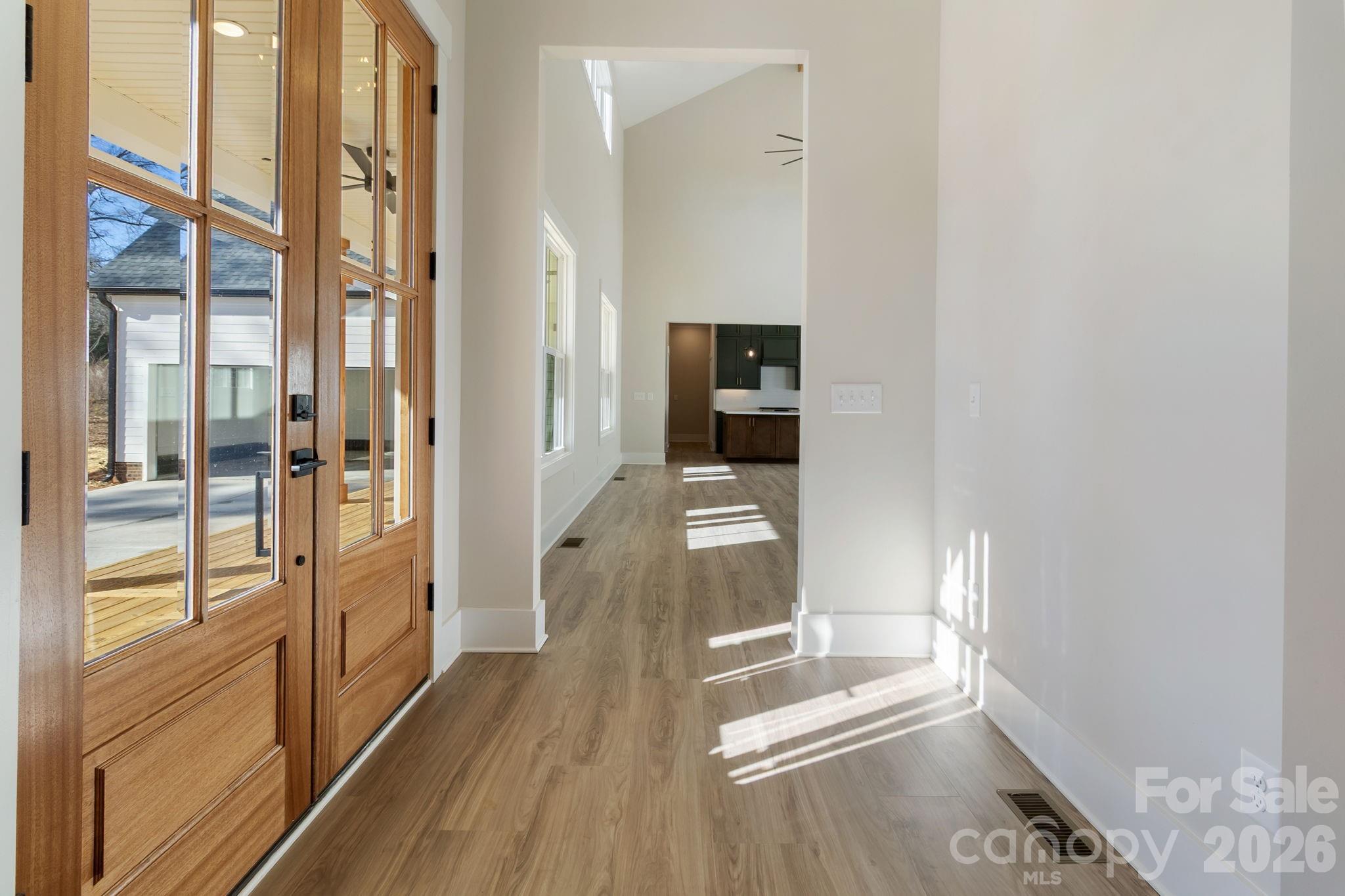 Royal Pines - Residential