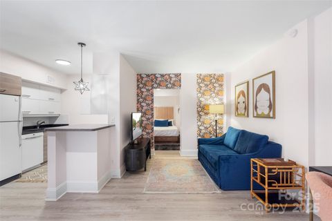 400 Queens Road E5 Charlotte NC 28207