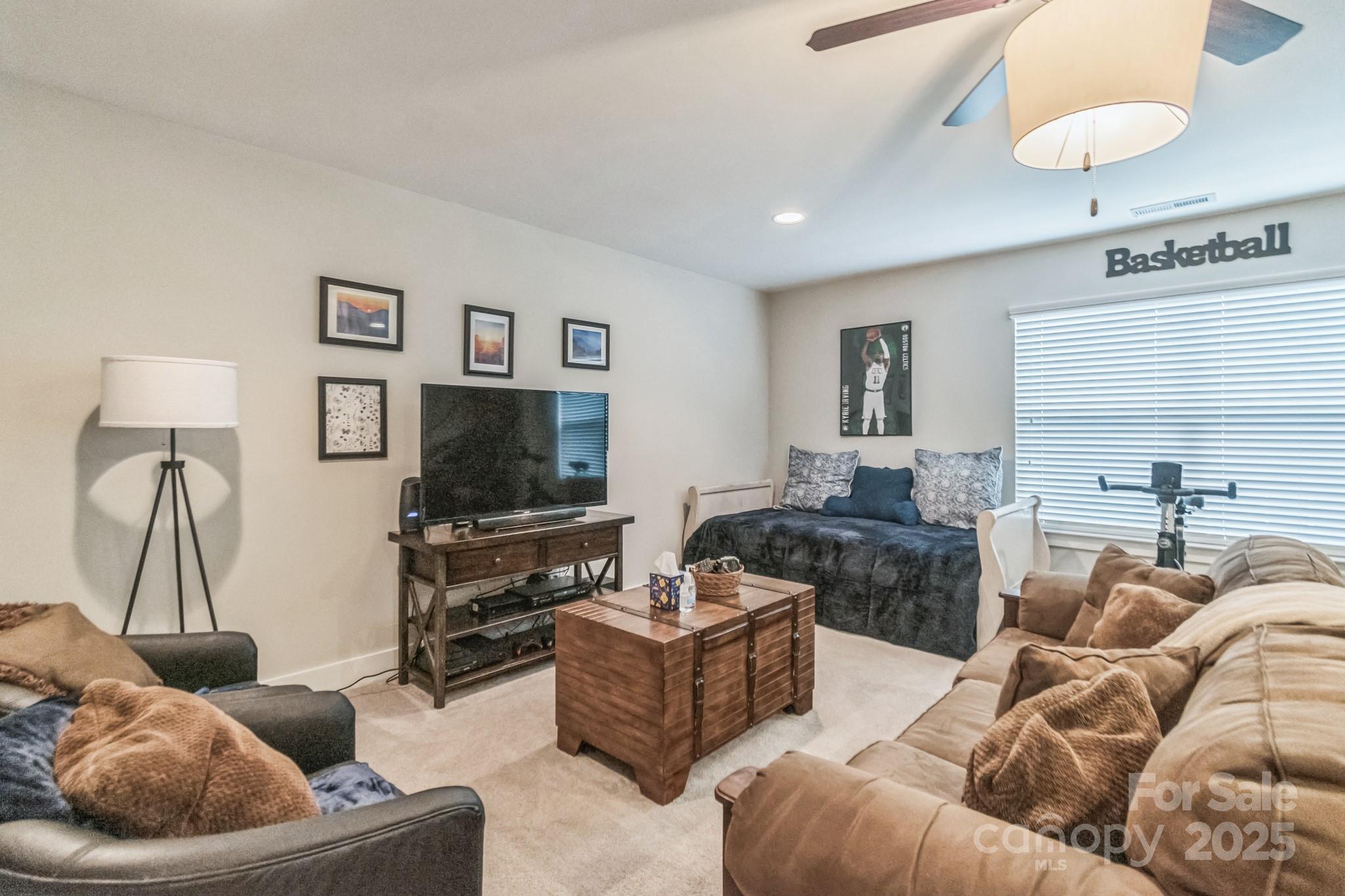 2112 Balting Glass Drive