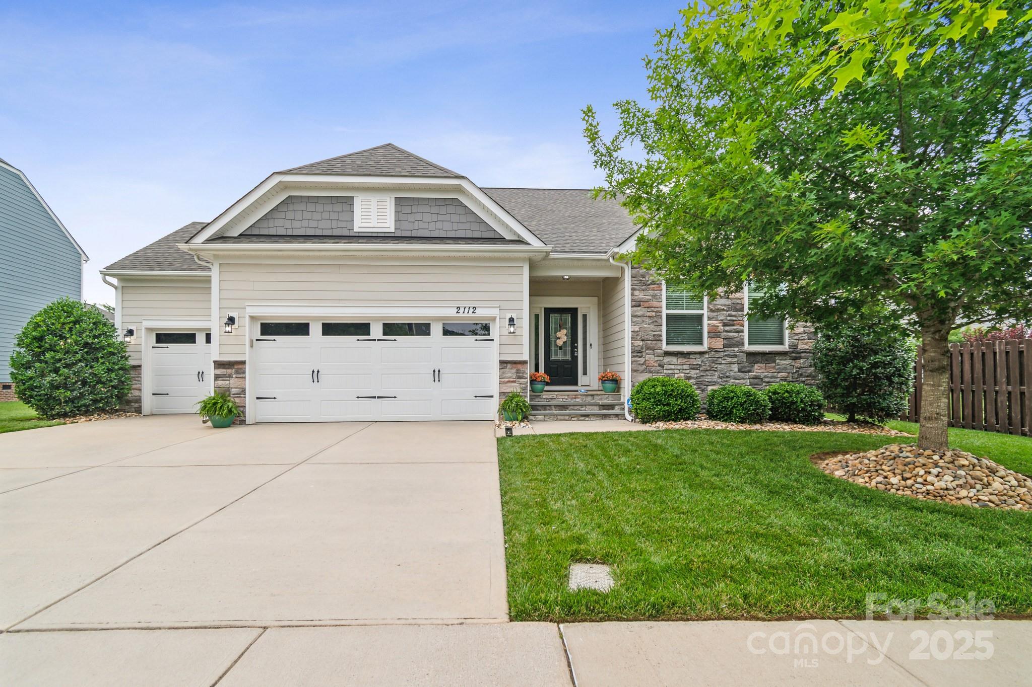 2112 Balting Glass Drive