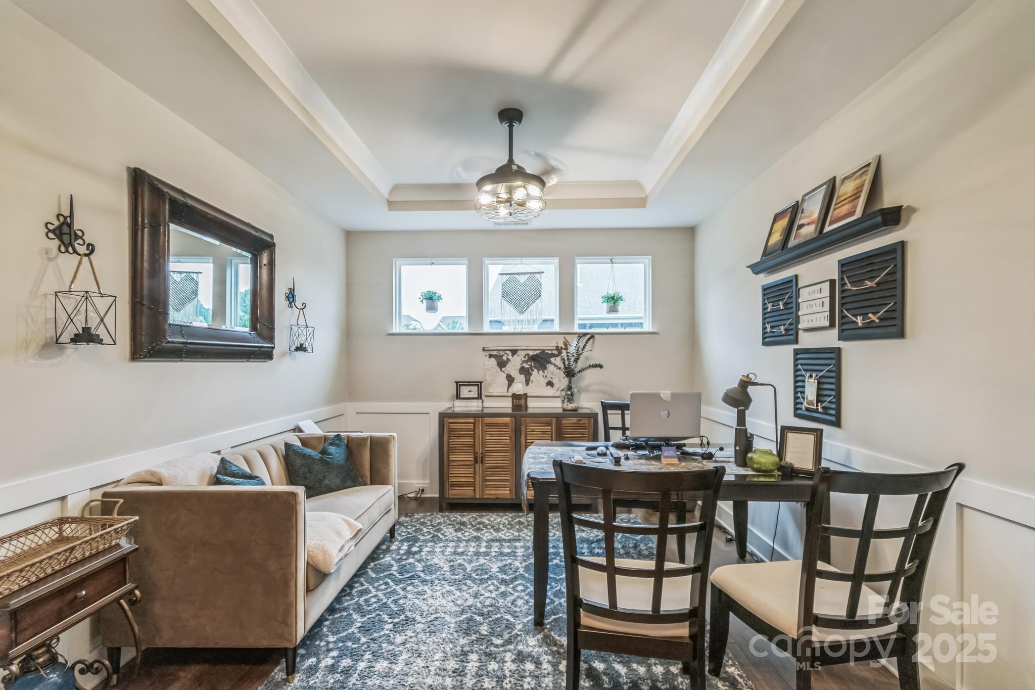 2112 Balting Glass Drive