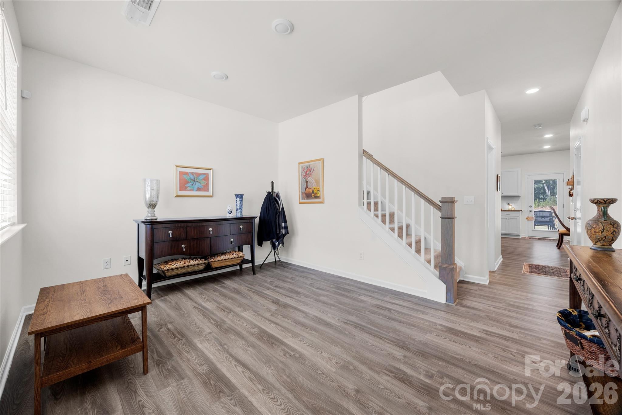 2233 Sussex Road