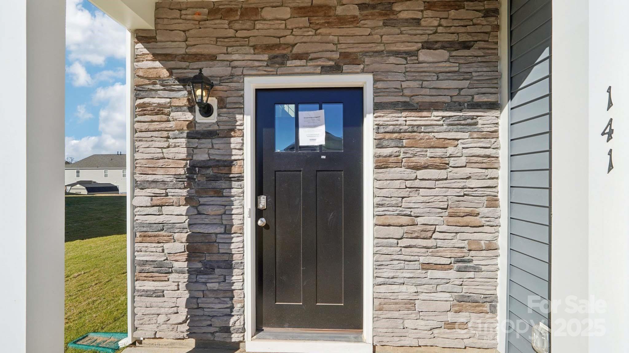 141 Meadow View Drive