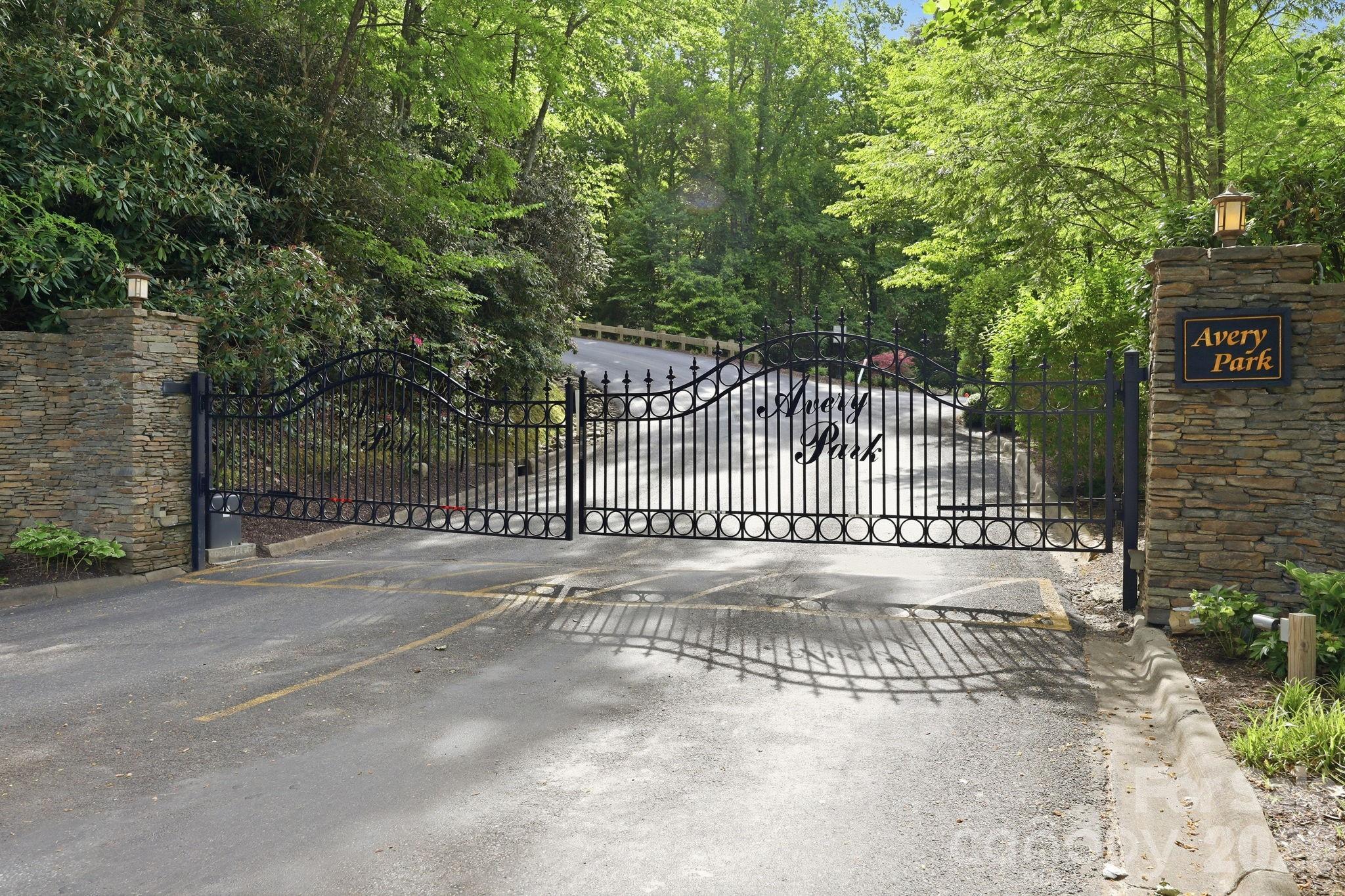 Avery Park - Residential