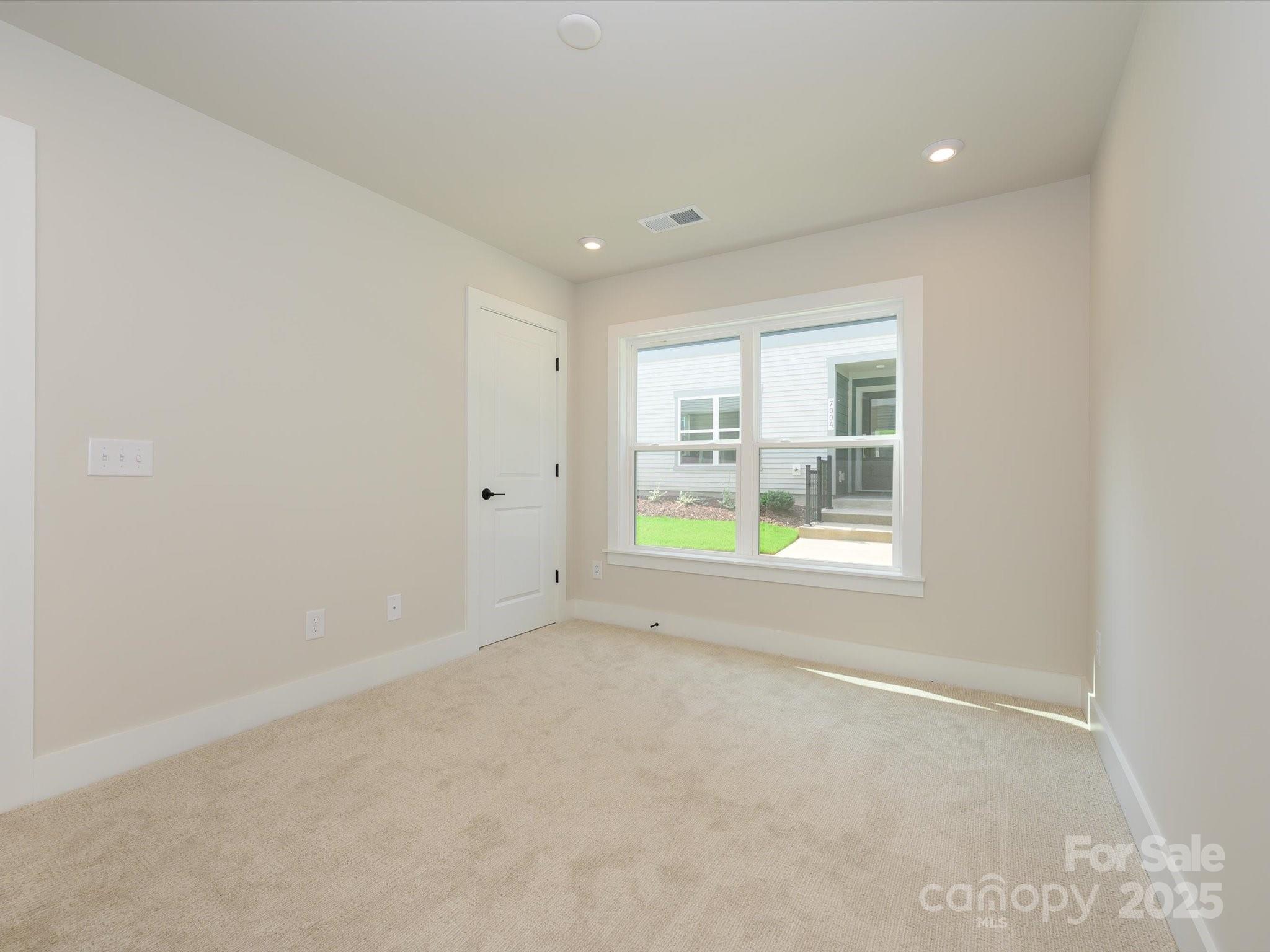 6009 Pivot Court