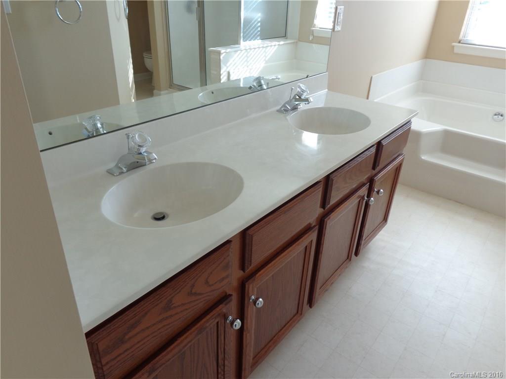 Tanners Creek - Residential Lease