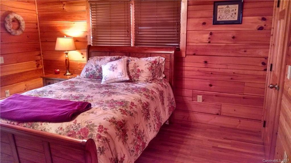 Country Club Cove Estates - Residential