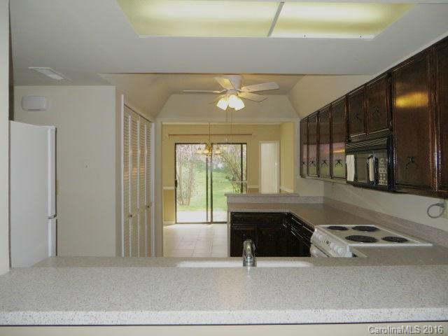 River Hills - Residential Lease