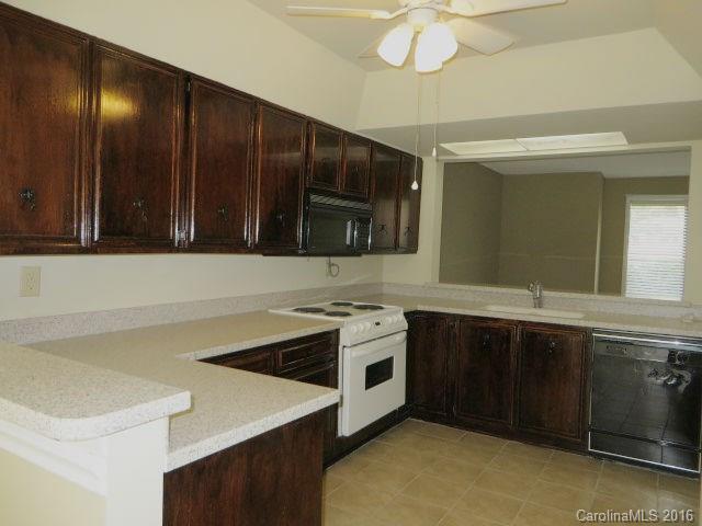 River Hills - Residential Lease