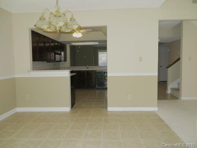 River Hills - Residential Lease