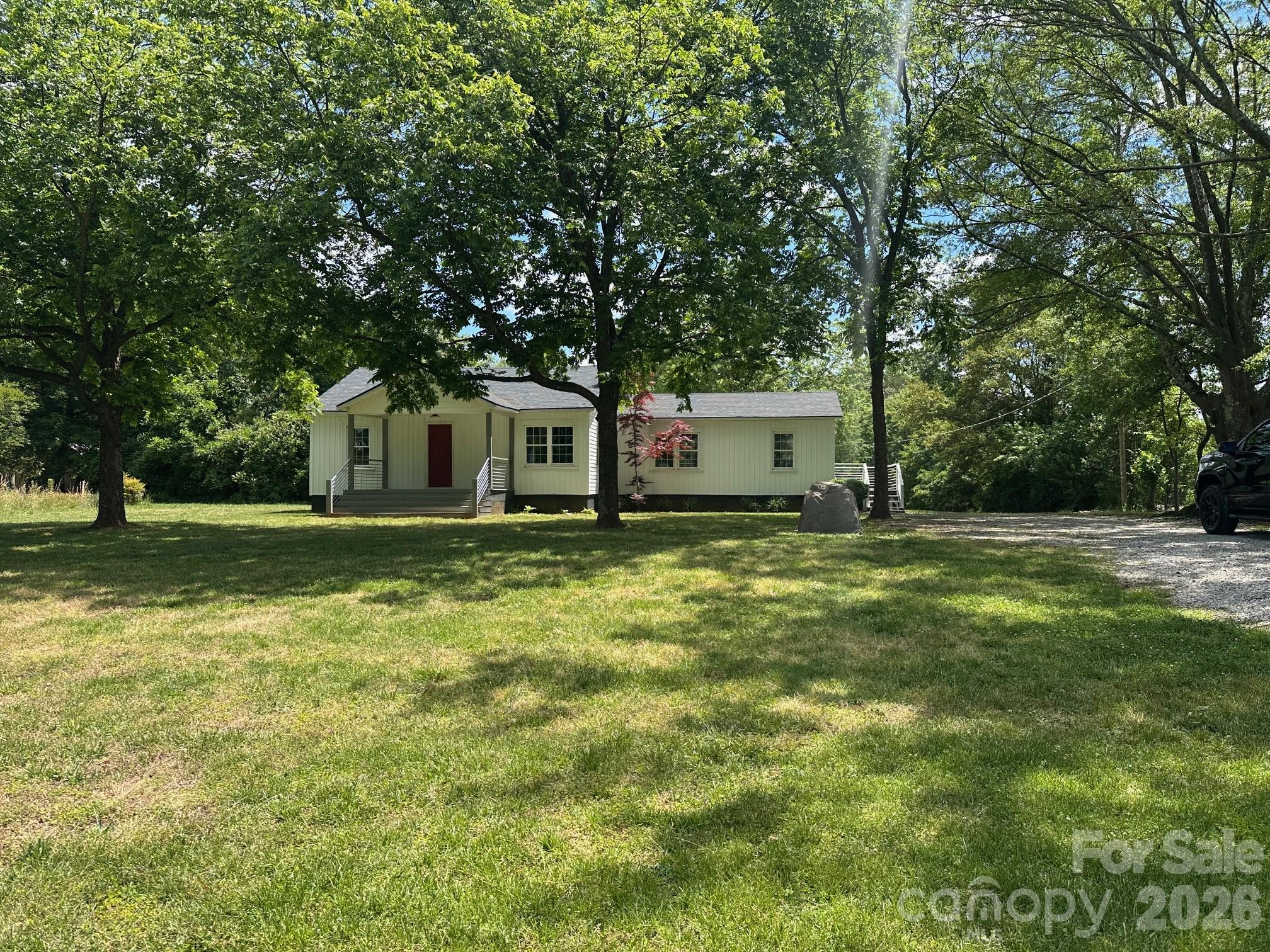 358 N Green River Road