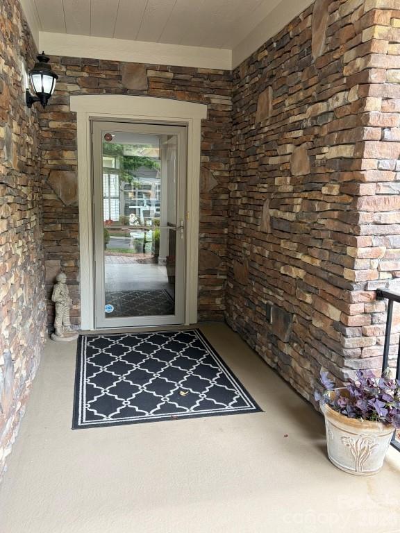 903 Morningstar Lane