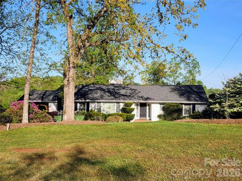 Photo of 3485 Bridgeford Lane, Newton, NC 28658 (MLS # 4371127)