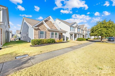 A home in Huntersville