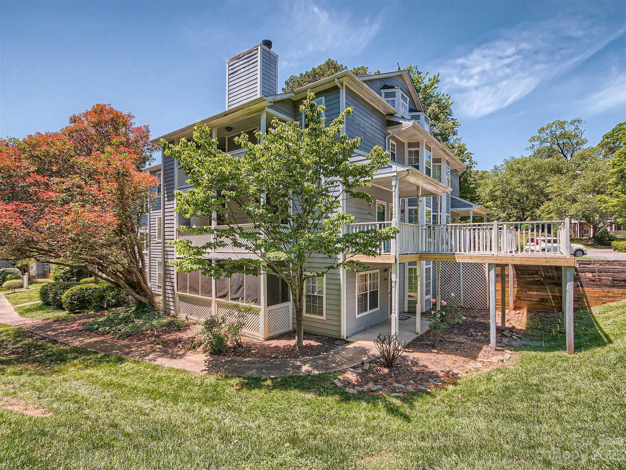 Photo 1 of 25 — 6043 Green Forest Drive, Charlotte, NC 28212