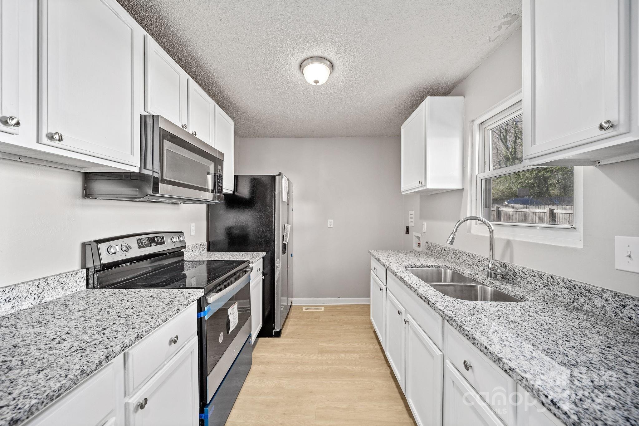 Oakview Terrace - Residential